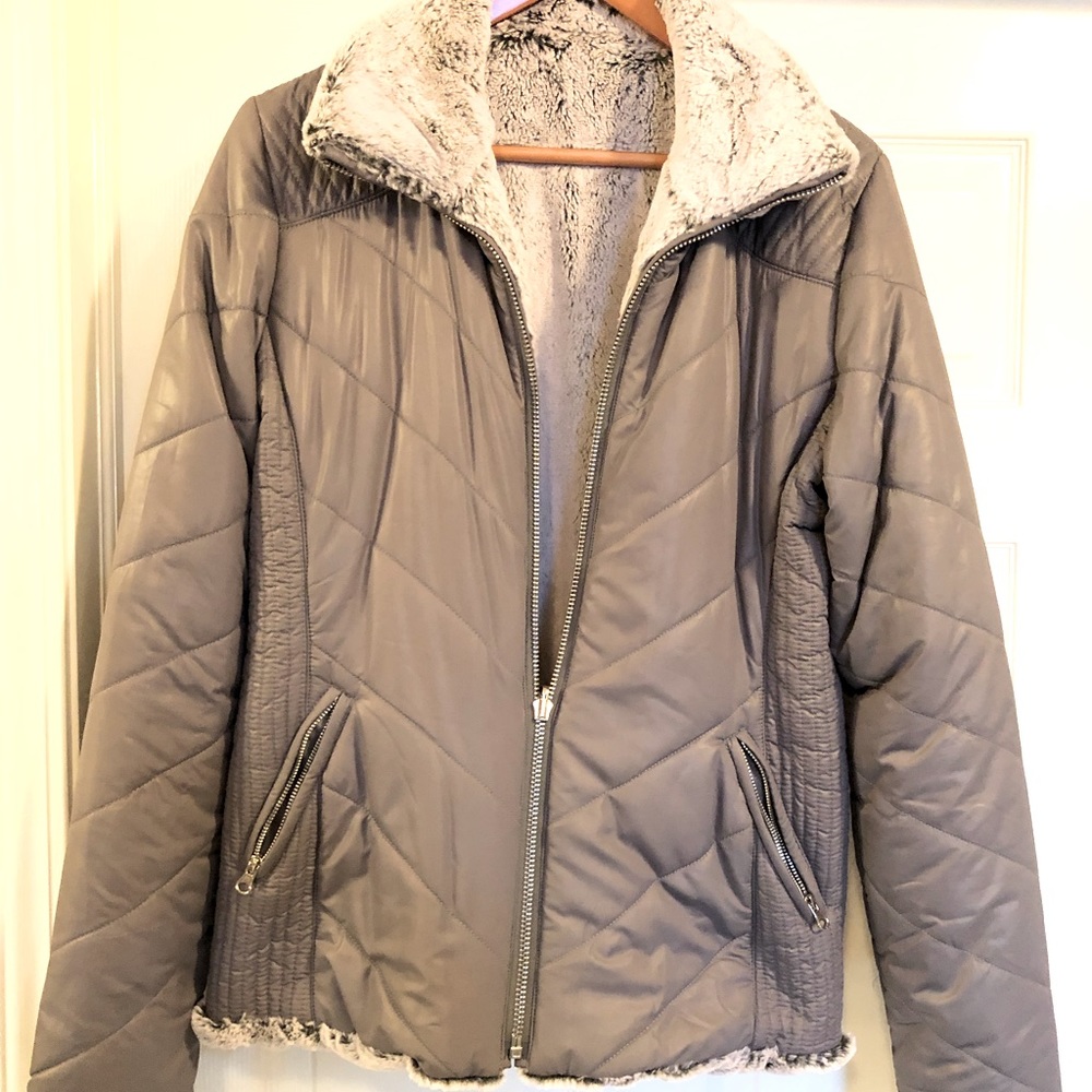Ladies Reversible Puffer/Faux Fur Coat